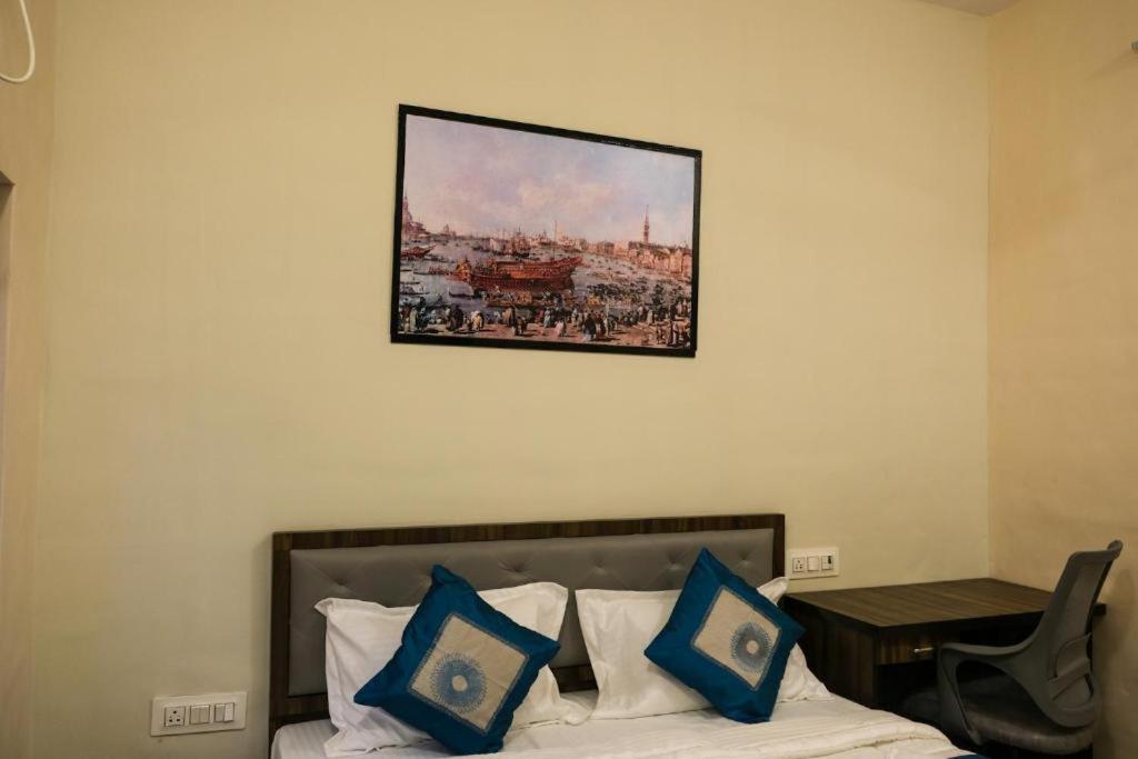 Hotel Vrc Mumbai Ngoại thất bức ảnh