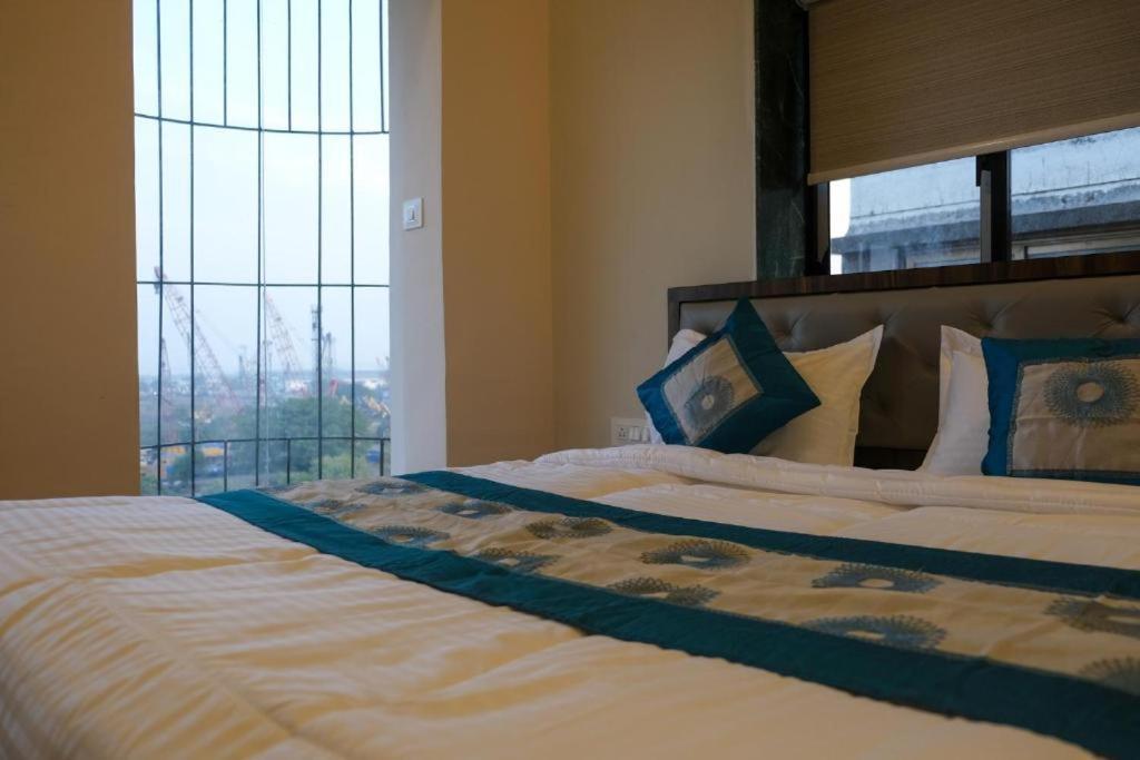 Hotel Vrc Mumbai Ngoại thất bức ảnh