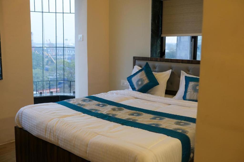 Hotel Vrc Mumbai Ngoại thất bức ảnh