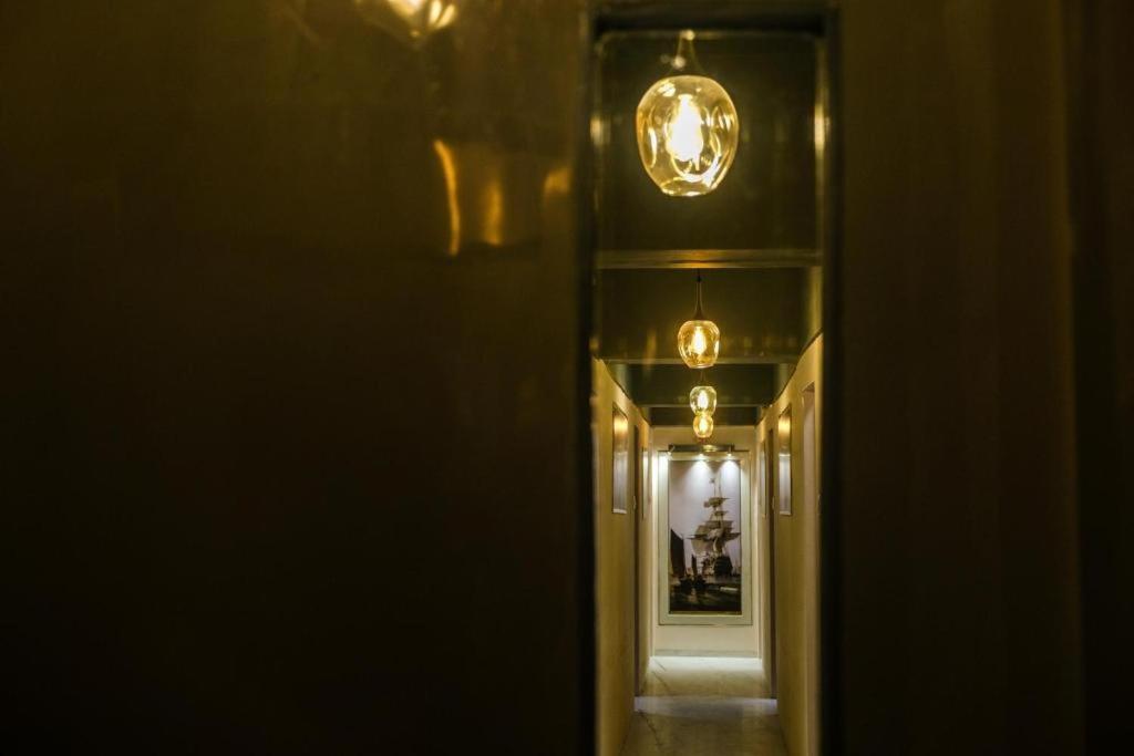 Hotel Vrc Mumbai Ngoại thất bức ảnh