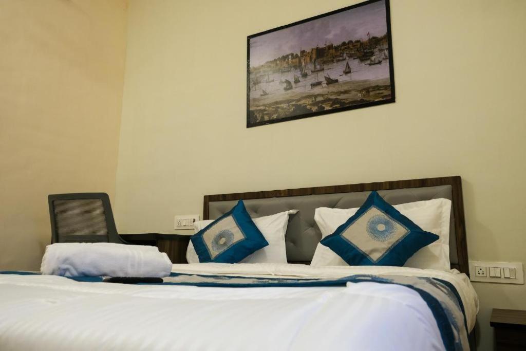 Hotel Vrc Mumbai Ngoại thất bức ảnh